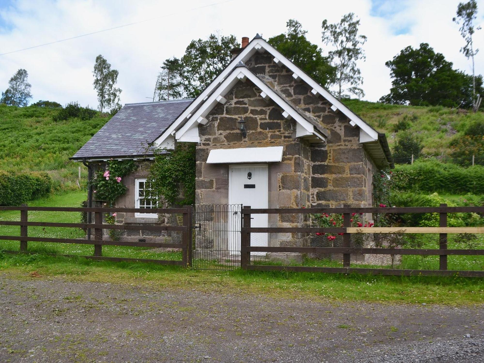 Westerton Lodge - Srrh Crieff Bagian luar foto